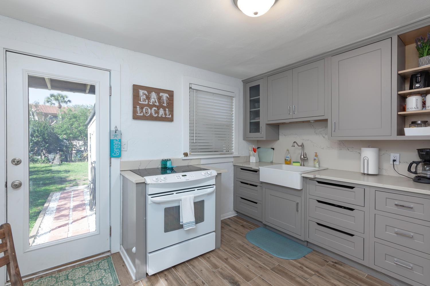 Seas The Day - 4 Blocks To The Beach, Restaurant, And Bar District - Great Deck And Outdoor Space!! Jacksonville Beach Εξωτερικό φωτογραφία
